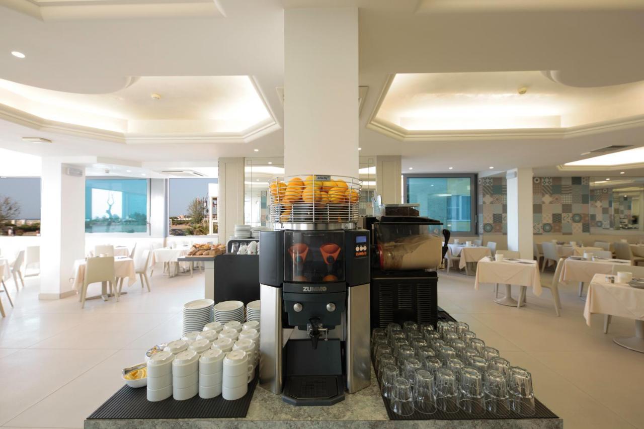 Hotel Monaco Caorle Extérieur photo