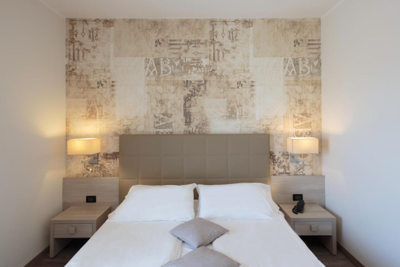 Hotel Monaco Caorle Extérieur photo