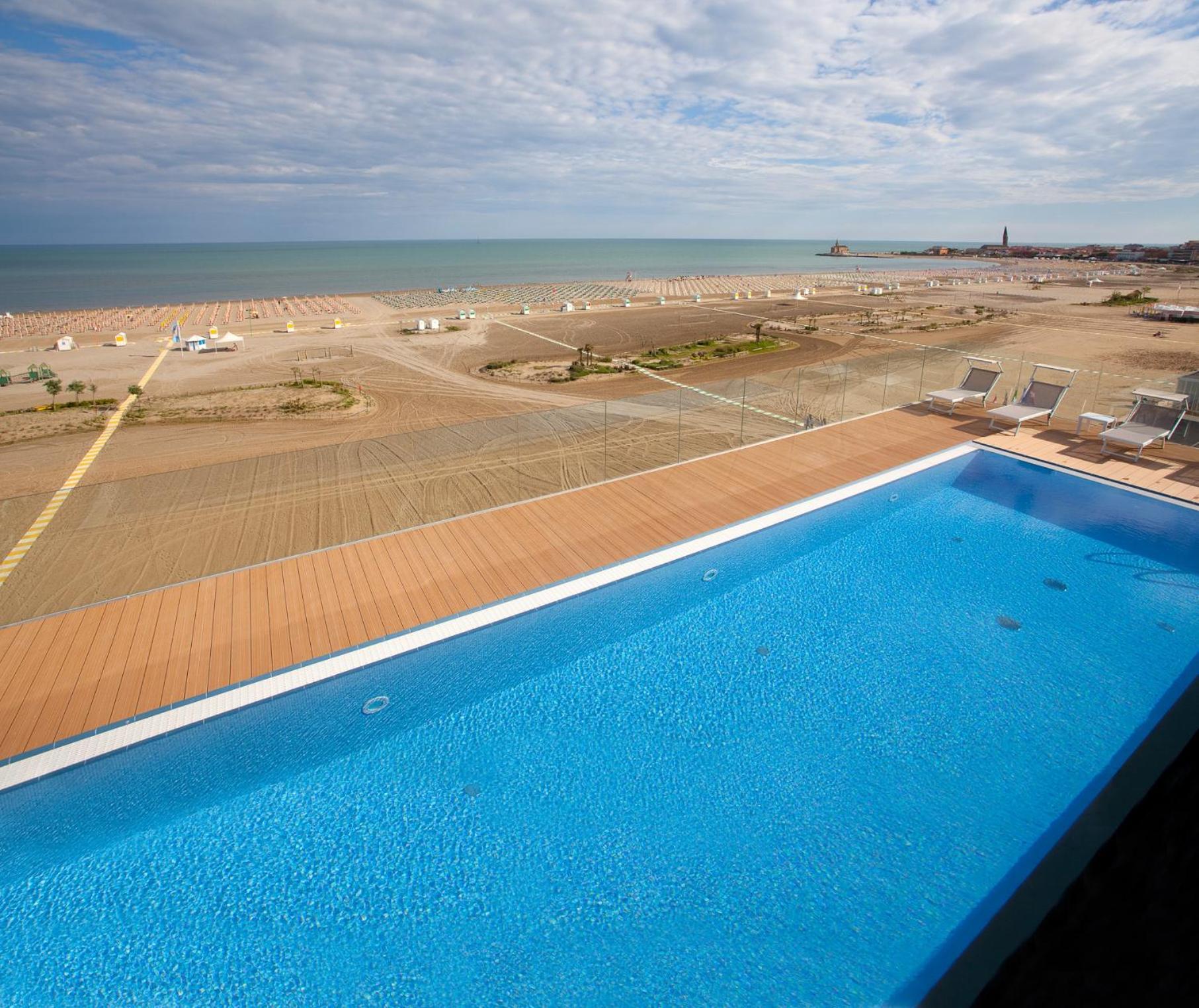 Hotel Monaco Caorle Extérieur photo