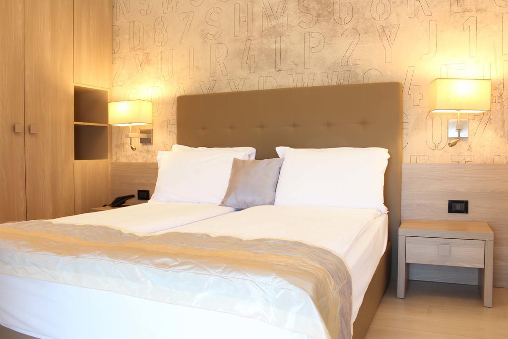 Hotel Monaco Caorle Extérieur photo